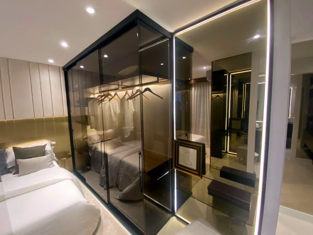 Closet em vidro bronze